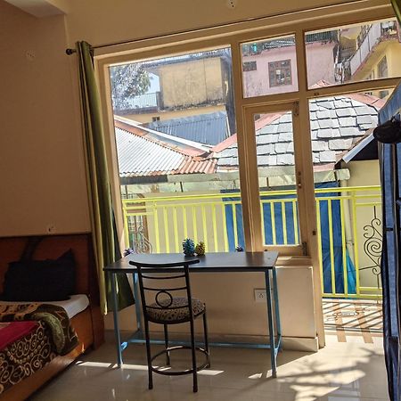 Golden View B&B ダラムシャーラー エクステリア 写真